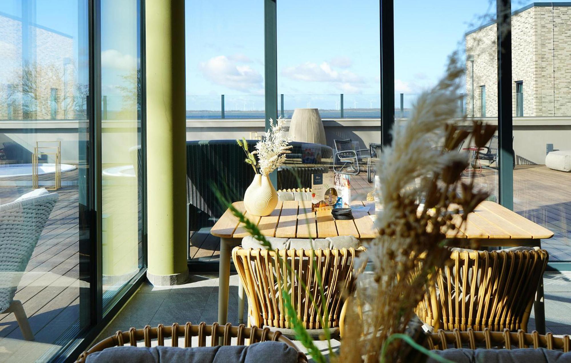 Amazing Home In Lembruch-Duemmer See With Kitchen ภายนอก รูปภาพ